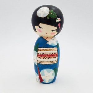 Ryofu Wooden Collectible Kokeshi Doll