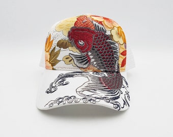 Casquette brodée réglable à motif japonais Koi Blanc & Résille