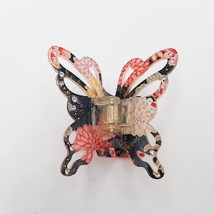 Japanese butterfly-shaped alligator clip with chirimen fabric and resin Black