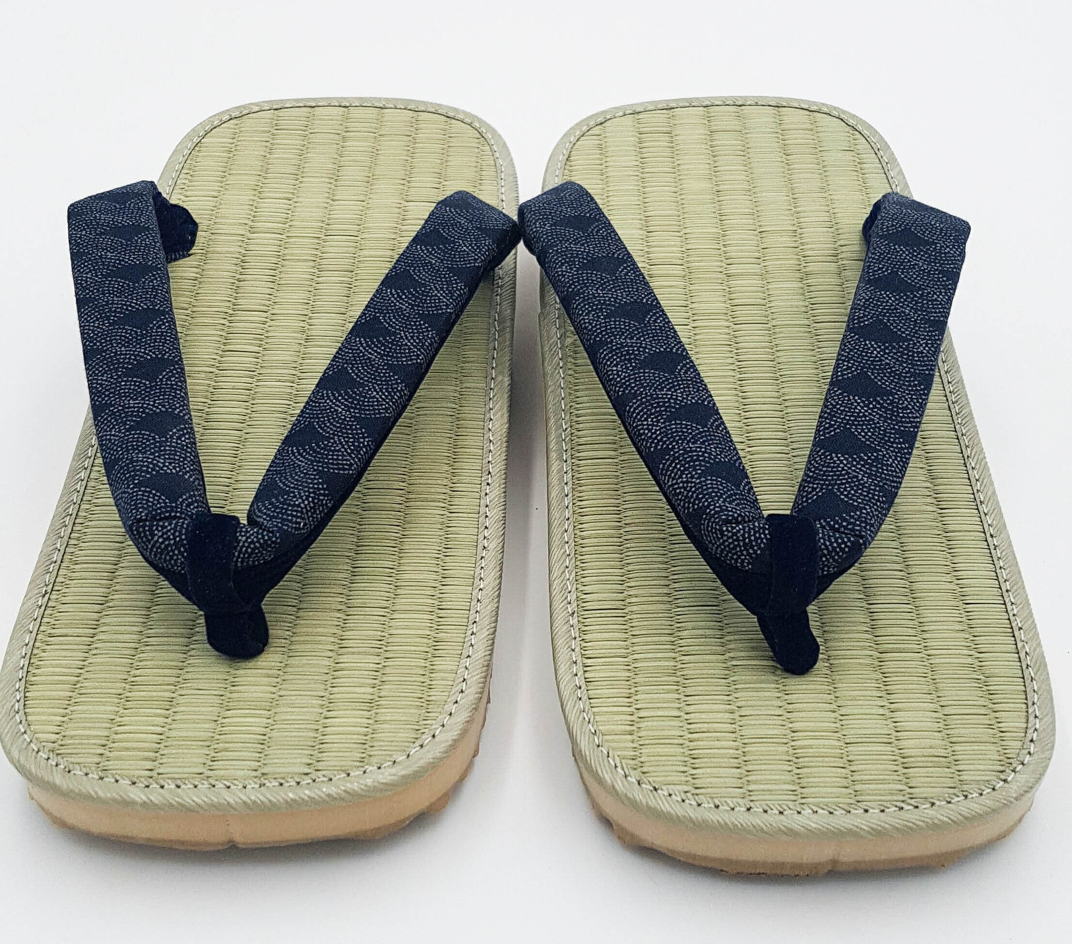 Traditional Japanese Zori Mens Sandals in Straw Velvet