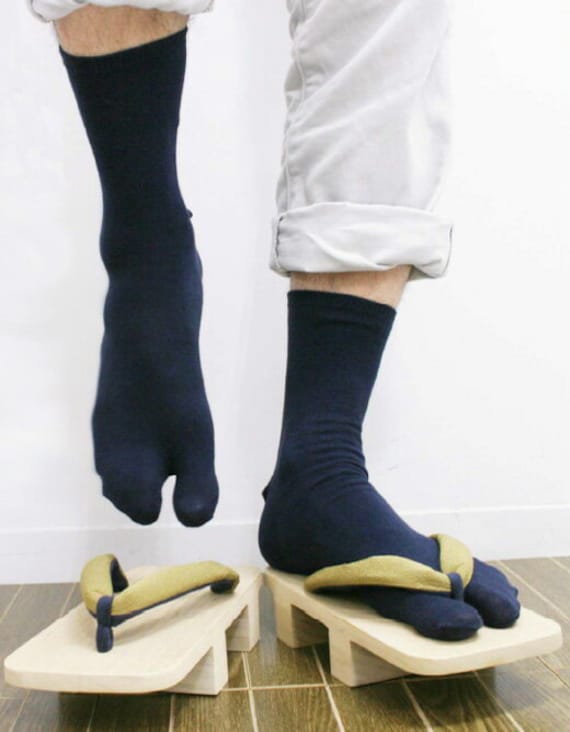 Japanese Tabi Socks in Cotton and Kanji Pattern Made in Japan Size Fr 40 45  -  Canada