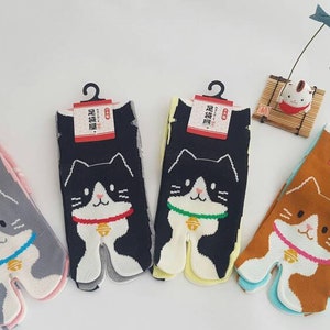 Japanese Tabi Socks in Cotton and Neko Cat Kawaii Pattern Made in Japan Size Fr 34 - 40