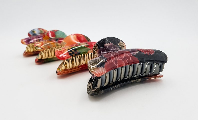 Large Japanese hair alligator clip with chirimen fabric and resin image 3