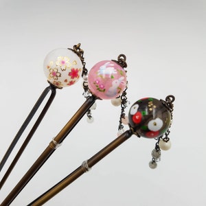 Kanzashi Japanese hairpin with glass ball and pearl chain