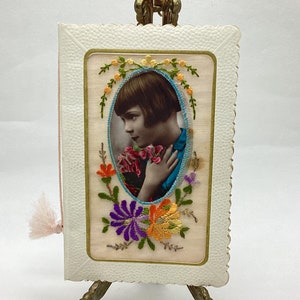 1920s French Flapper Embroidered Postcard - Booklet Inside Celebrating St. Catherine