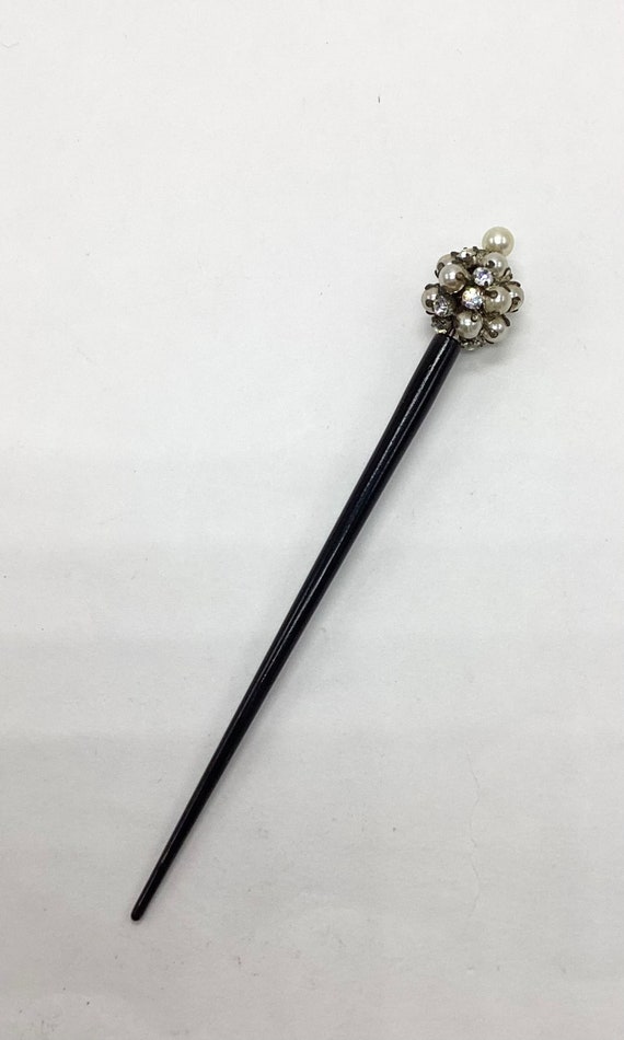 Art Deco Hair Pin With Faux Seed Pearls and Rhines