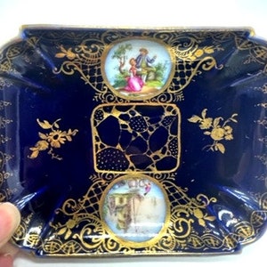 Vintage 18th-Century Style DRESDEN Pin Dish