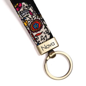 HEVITDA Wristlet Strap for Key, Hand Wrist Lanyard Key Chain Holder, Hand  Wrist Lanyards Perfect for Keys and Wallets, Beautiful Sky, Handheld :  : Bags, Wallets and Luggage