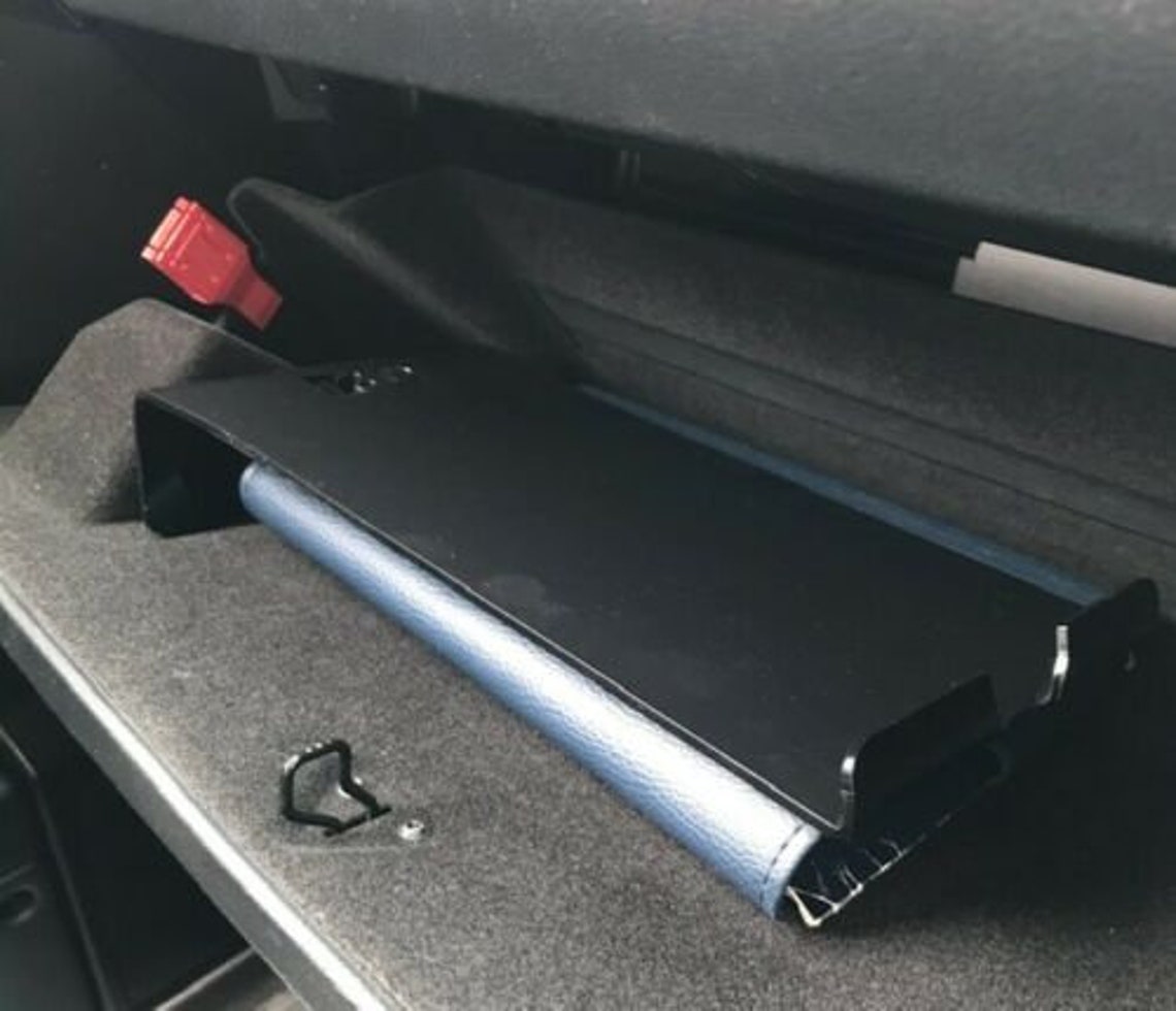 IPad Stand Car Steering Wheel Universal I Pad/ Tablet Holdercar