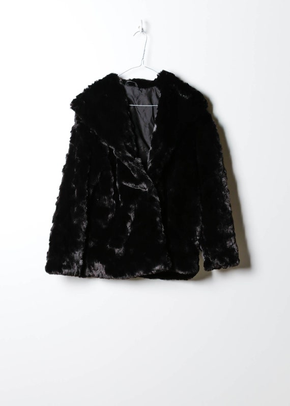 Vintage Women's Fake Fur Coat in Brown