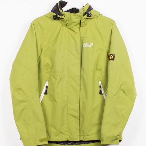 Jack Wolfskin outdoor jacket in green, M