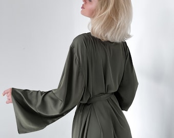 Bata kimono para mujer / Bata de seda de manga larga / Bata para novia / Bata para damas de honor / Bata bohemia / Bata personalizada / Regalo para ella / Bata de boda