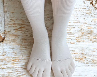 Organic Cotton Blend 5-Toe Socks | Medium or Large| 4 colors