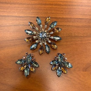 Smokey Rhinestone Brooch and Earrings 1970 Grey & Bronze Rhinestones Vintage Demi Parure Retro statement piece MCM