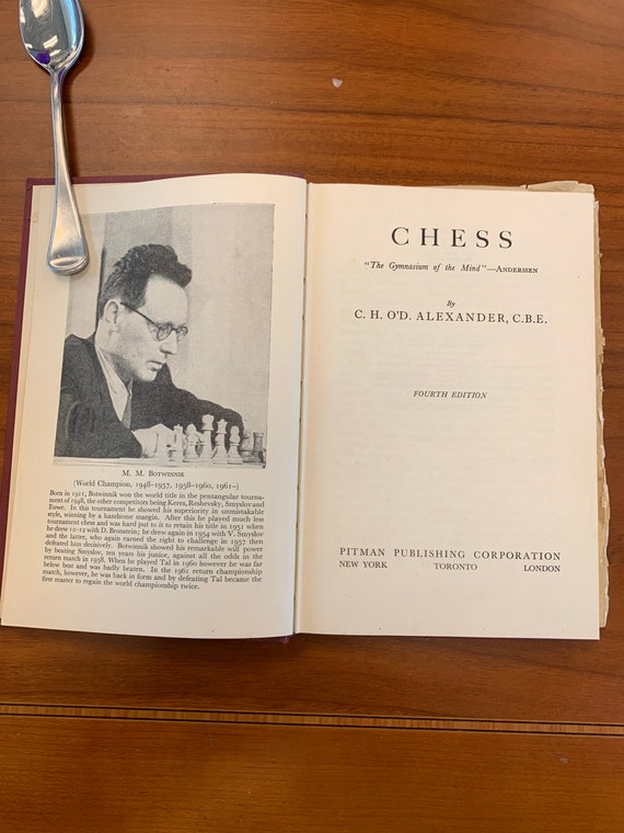 Alekhine's Best Games of Chess by Alexander, C. H. O'D.