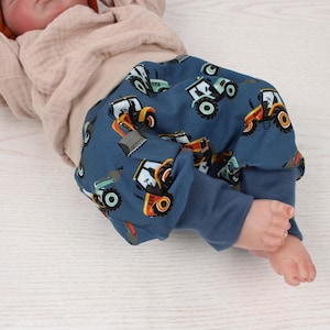 Pumphose Baby Boy, Baggy Spodnie dla małych dzieci, Bloomersy dla noworodków, Spodnie dla niemowląt, Wąż Baumwolle Jersey Junge Hose Größen 56 - 98 Ciągnik