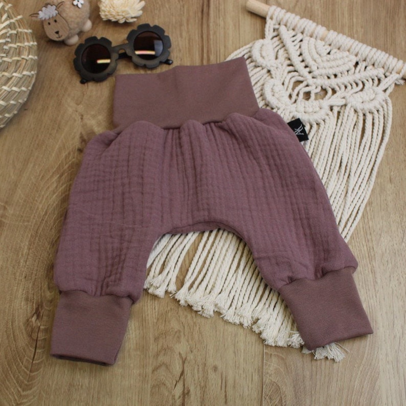 Bio Musselin Pumphose für Kinder und Babies Atmungsaktive Baby Sommer Böden Camel Farbe Old Mauve