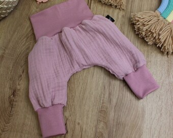 Anna Karinna Kids - Pantalon rose baggy en mousseline, pantalon bio pour enfant en mousseline, pantalon d'été baggy bébé, pantalon bébé en mousseline bébé fille, garçon