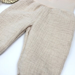 GOTS Zertifizierte Beige Leinen-Baumwoll Pumphose für Kinder Umweltfreundliche Babyhose von AnnaKarinnaKids Bild 9