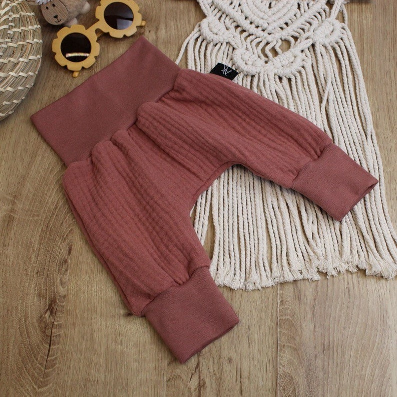 Musselin-Sommer-Pumphose aus Baumwolle, Pumphose für Neugeborene, Kleinkind-Pumphose Musselin, Kinder-Baggy-Hose, Baby-Bio-Kinderhose Junge und Mädchen Clay Pink