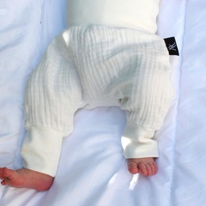 Musselin-Sommer-Pumphose aus Baumwolle, Pumphose für Neugeborene, Kleinkind-Pumphose Musselin, Kinder-Baggy-Hose, Baby-Bio-Kinderhose Junge und Mädchen Weiß