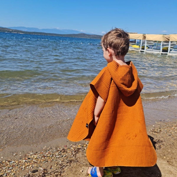 Limited edition - Bath Poncho Waffle Piqué OEKO-TEX, Poncho Towel, Baby Hooded Towel for Children in Many Different Colors, Honeycomb Fabric