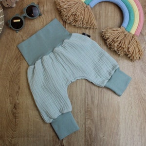 Anna Karinna Kids Old Mauve Baggy Muslin, Pantalon bio pour enfants en mousseline, Pantalon d'été baggy pour bébé et Tuyau Kinder en mousseline Sea Green