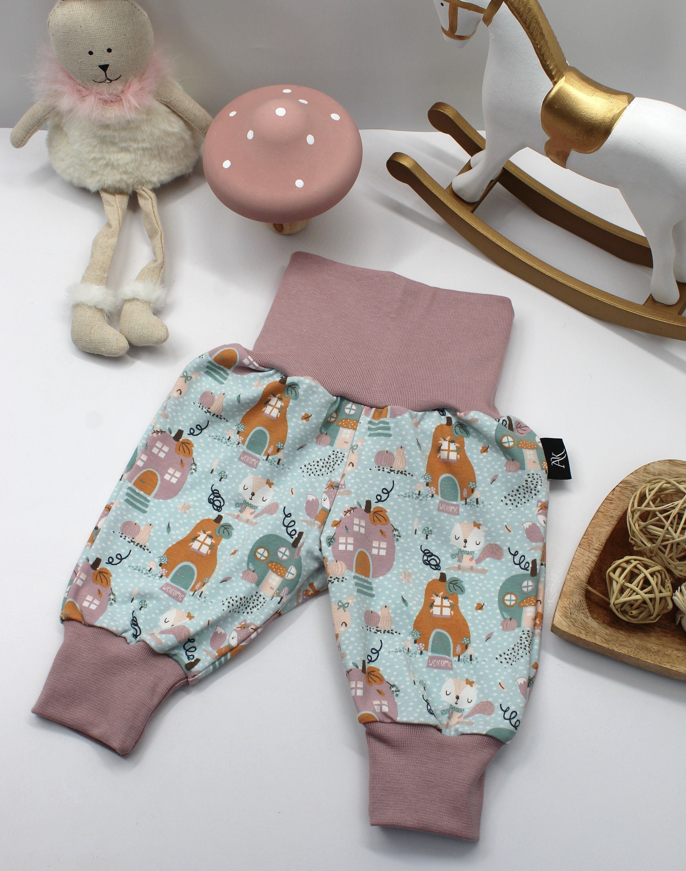 Kids Baggy pants Bloomers Baby Pants Baby Child Boy Girl Infant trousers Dusty Pink with dots, Newborn - 3 Years