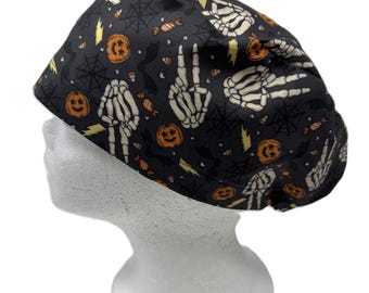 Gorro quirúrgico estilo europeo con el símbolo de la paz y la calavera