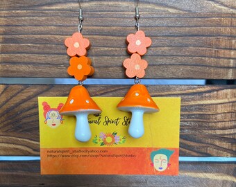 Pendientes de flor de naranja y champiñones hechos a mano