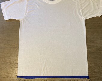 Plain tshirt with fringes