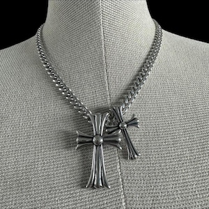 小物 CHROME HEARTS agenda [big cross] 606curated | Chrome Hearts 'Multi-Frame' Big Cross Pendant