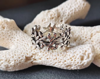Anel de folha ajustável, anel de folha de prata, anel de folha envolvente, anel de prata inspirado na natureza, aliança botânica, joia boho rústica, presente para ela