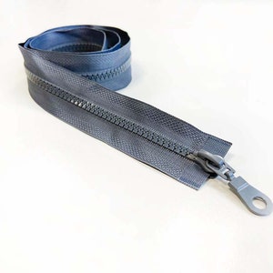 Divisible plastic jacket zipper in gray - different lengths