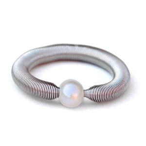 Descadero Stainless Steel Stretch Ring with Natural Pearl White Stretch Ring Elastic Pearl Ring Gift Free Size