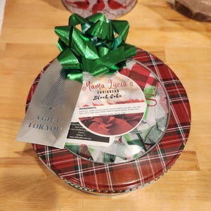 6&quot; Mama Lucia&#39;s Caribbean Black Cake