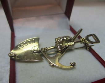 Antique 9ct Solid Gold South African Gold Digger Brooch{4.4 Grams}