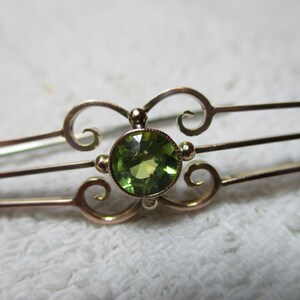 Art Nouveau 9ct Solid Rose Gold Peridot Gemstone Bar Brooch5.2 Grams image 3