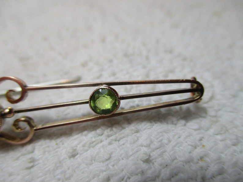 Art Nouveau 9ct Solid Rose Gold Peridot Gemstone Bar Brooch5.2 Grams image 5