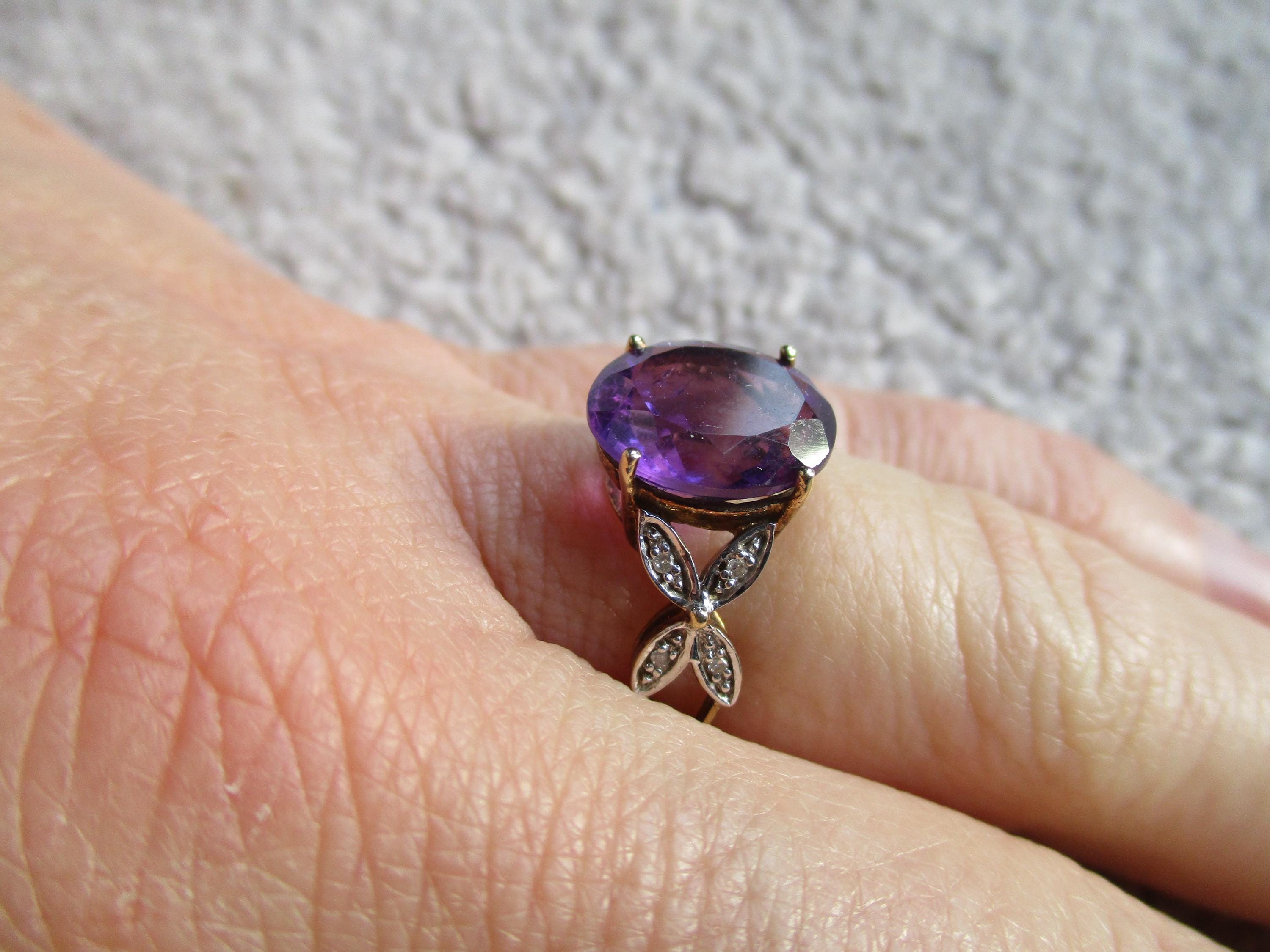 Antique Style 9ct Solid Gold Diamond + Amethyst Gemstone Ring{3.0 