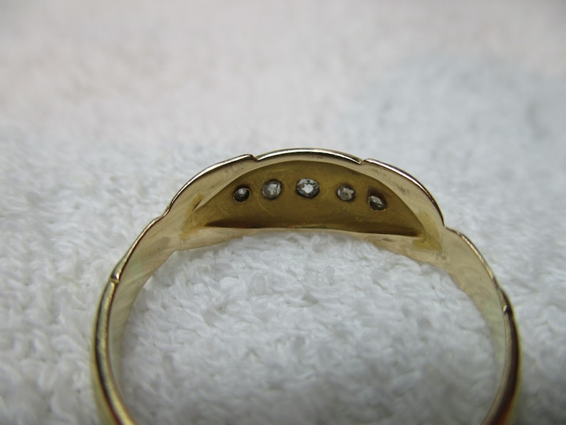 Antique 18ct Solid Gold 5-Stone Diamond Gemstone Ring3.1 Grams image 6