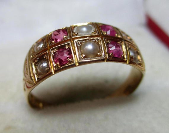 Victorian{London 1883} 18ct Solid Gold Ruby + Spl… - image 1