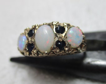 Antique Style 9ct Solid Gold 7-Stone Sapphire + Opal Gemstone Ring{3.6 Grams}