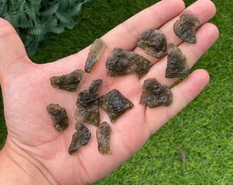 Wholesale Natural Moldavite  / Real Moldavite tektite / Beautiful Piece Raw Moldavite from Czech Republic