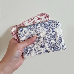Toile De Jouy | Quilted 100% Cotton Gauze | Card | Coin Purse | Wallet | Essentials Zipper Pouch | App. H10cm x W13.5cm  - Blue | Red.