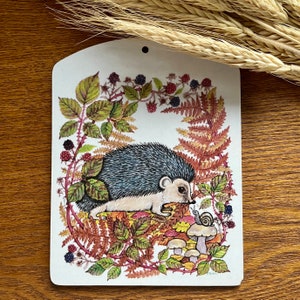 Vintage Taunton Vale Hedgehog Wall Hanging - Retro Forest Animals Melamine Plaque with Mushrooms and Snail - Eclectic Boho Art Home Decor