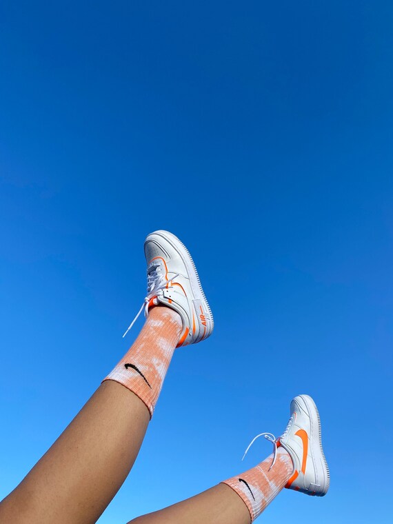 tie dying nike socks