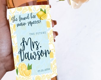 Bridal Shower Wine Label, Bridal Shower Wine Tags, Bride to Be Gift,Personalized Bridal to Be Gift, Bridal Shower Party Favor,Gift For Bride