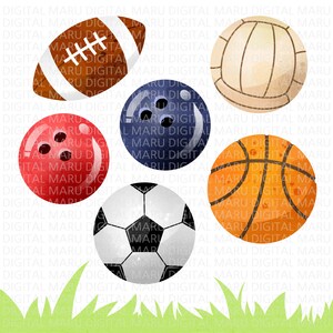 Pu&ograve; includere: Un set di sei palle da sport in stile acquerello, tra cui un pallone da football americano, un pallone da calcio, una palla da basket, una palla da pallavolo, una palla da bowling e una palla da baseball. Le palle sono disposte su uno sfondo di erba verde.