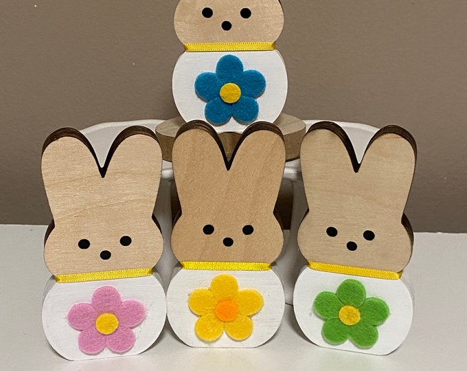 Set of 4 Wood bunnies Spring Daisy Colored Daisies Wooden Marshmallow Bunny Wood Cutout Decor Cut Bunny Wooden Spring Tiered Trav Decor